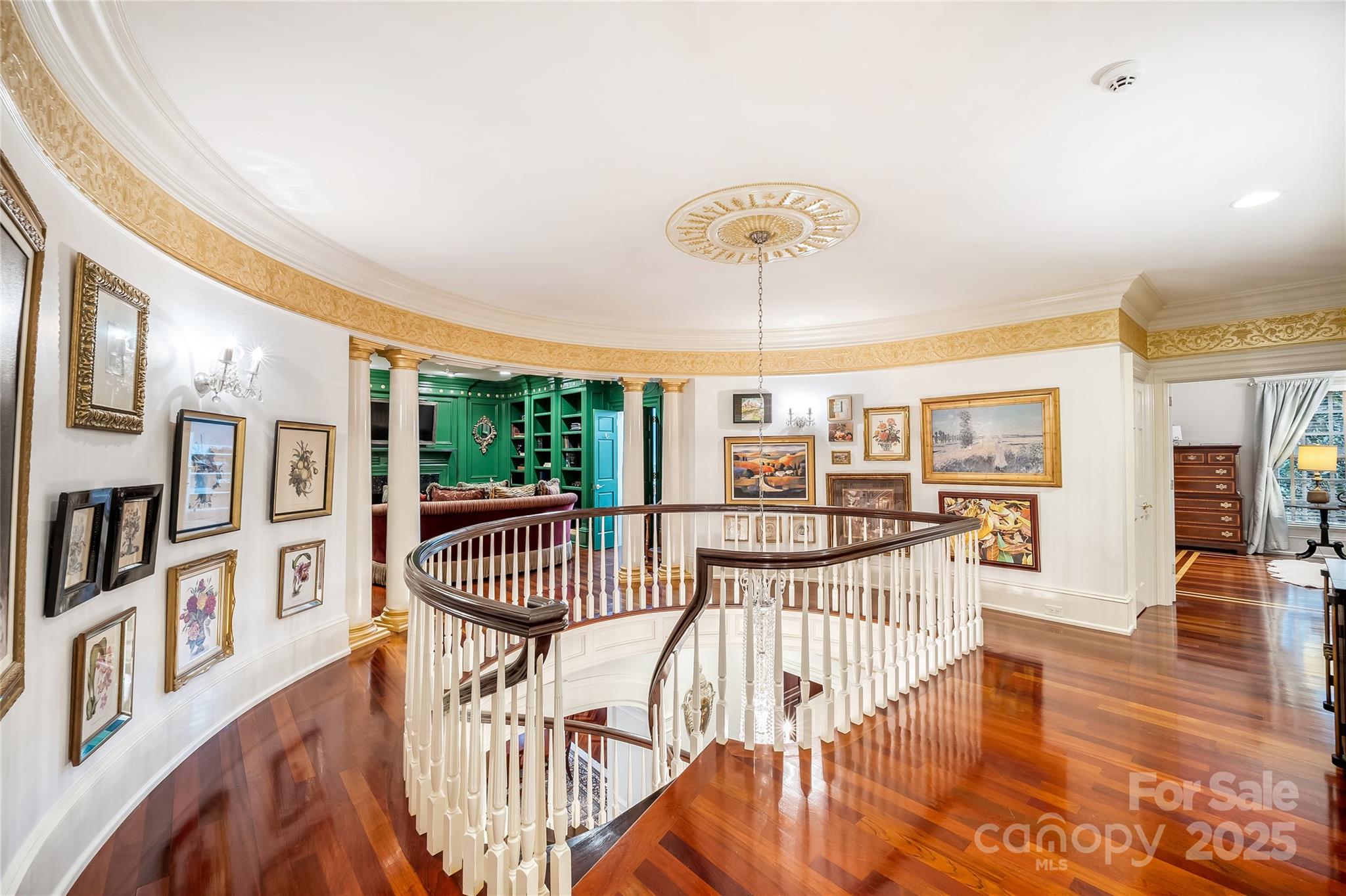 Country Club Estates - Residential