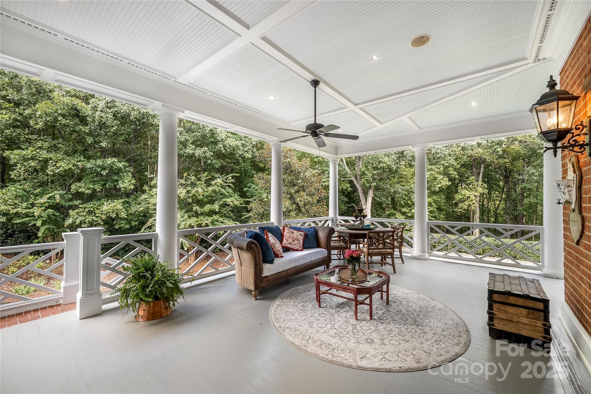 Country Club Estates - Residential