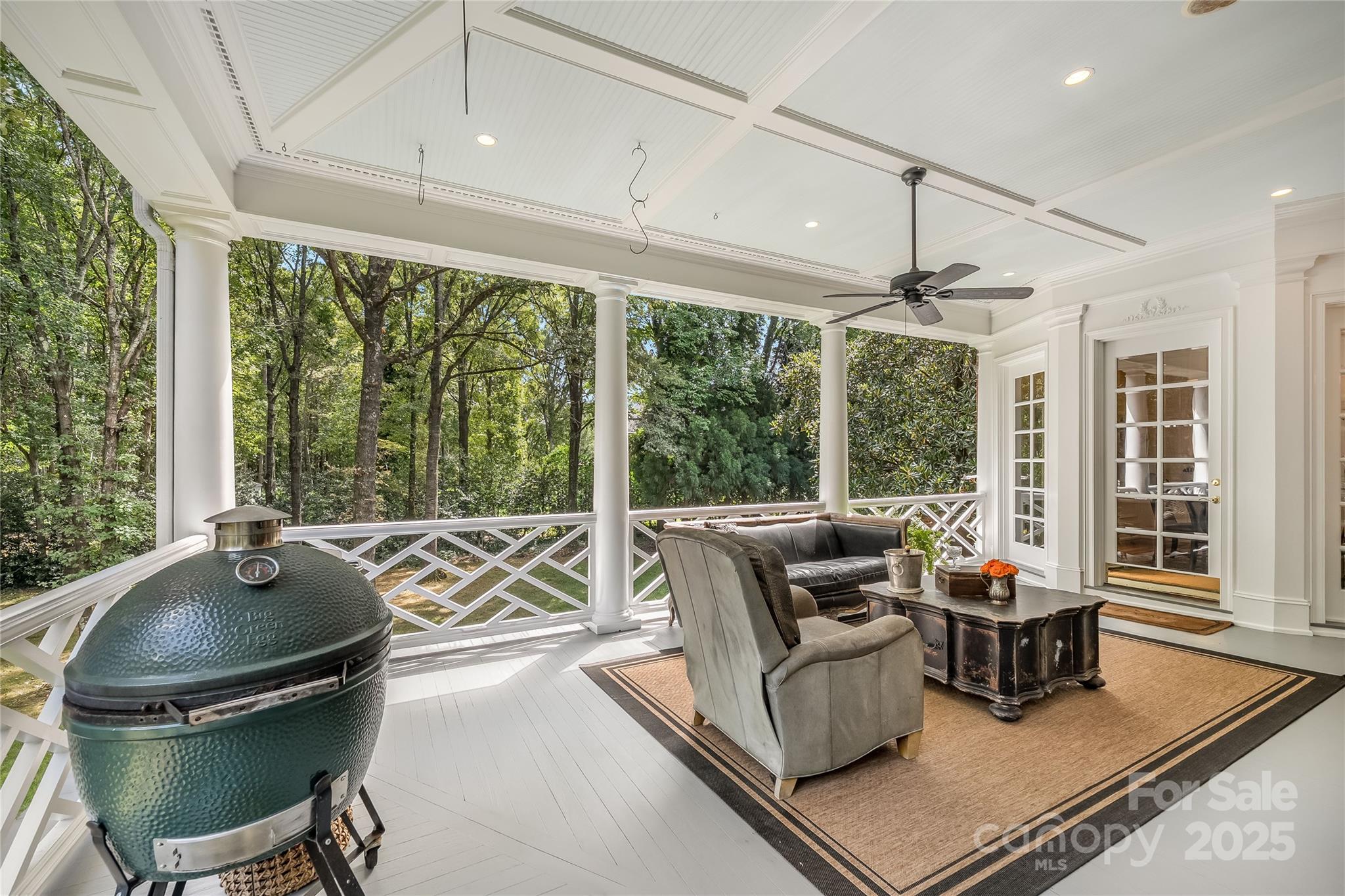 Country Club Estates - Residential