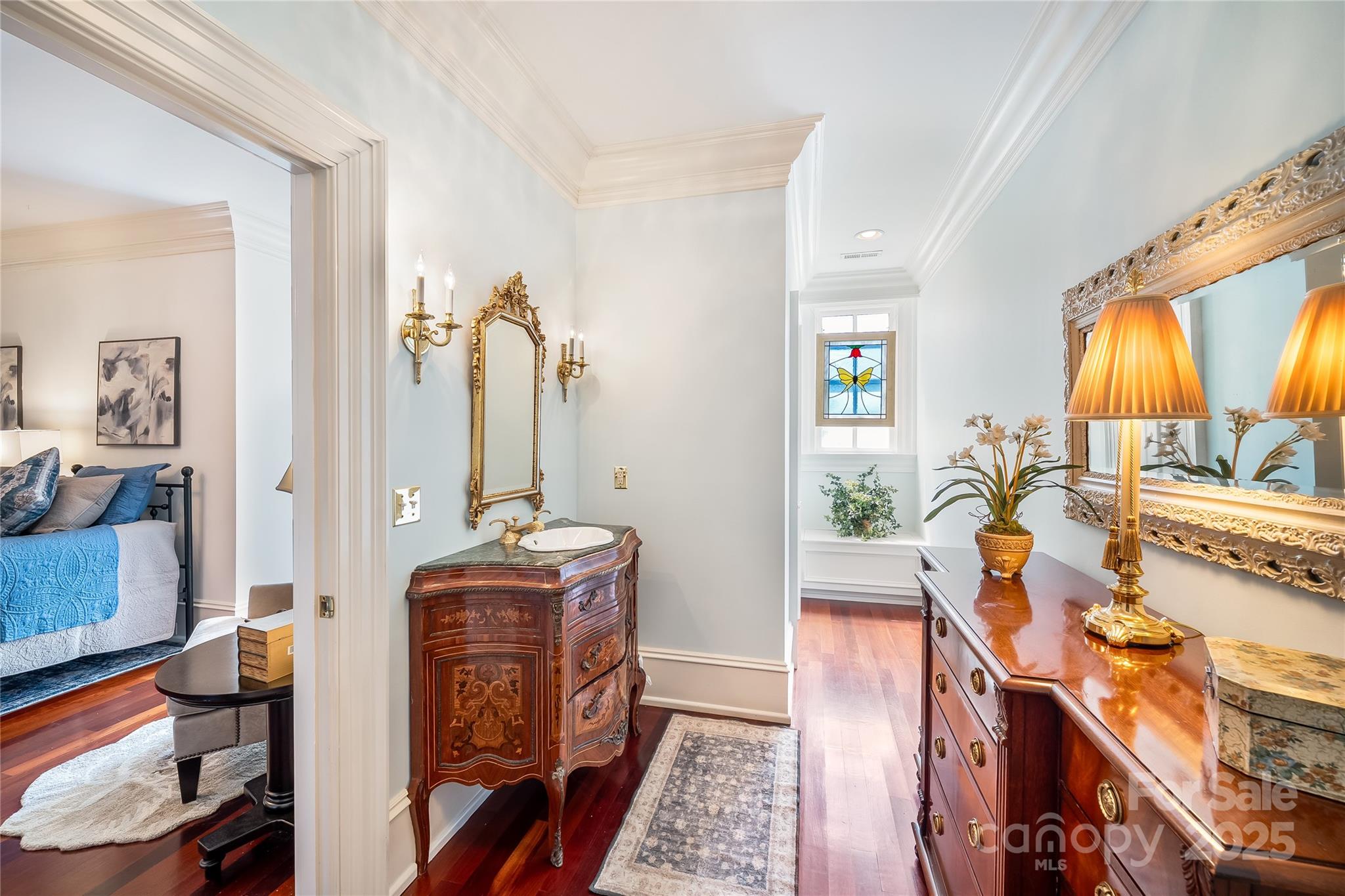 Country Club Estates - Residential