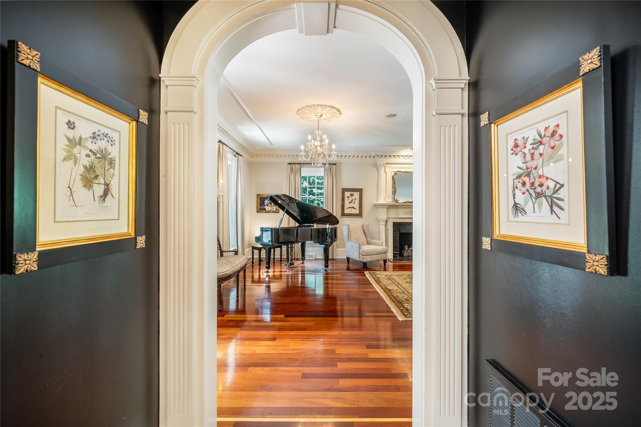 Country Club Estates - Residential