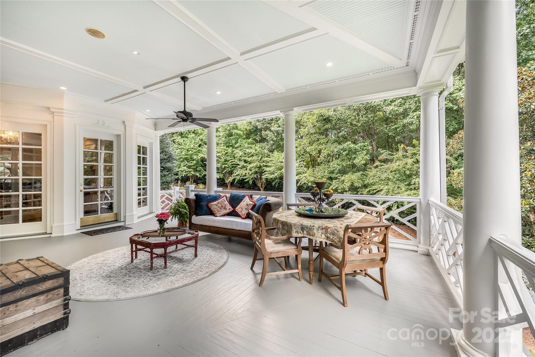 Country Club Estates - Residential