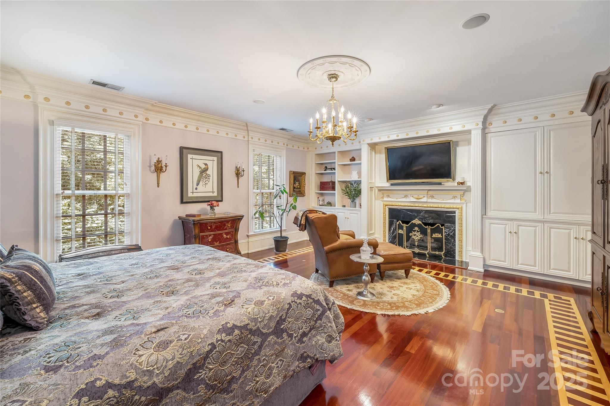 Country Club Estates - Residential