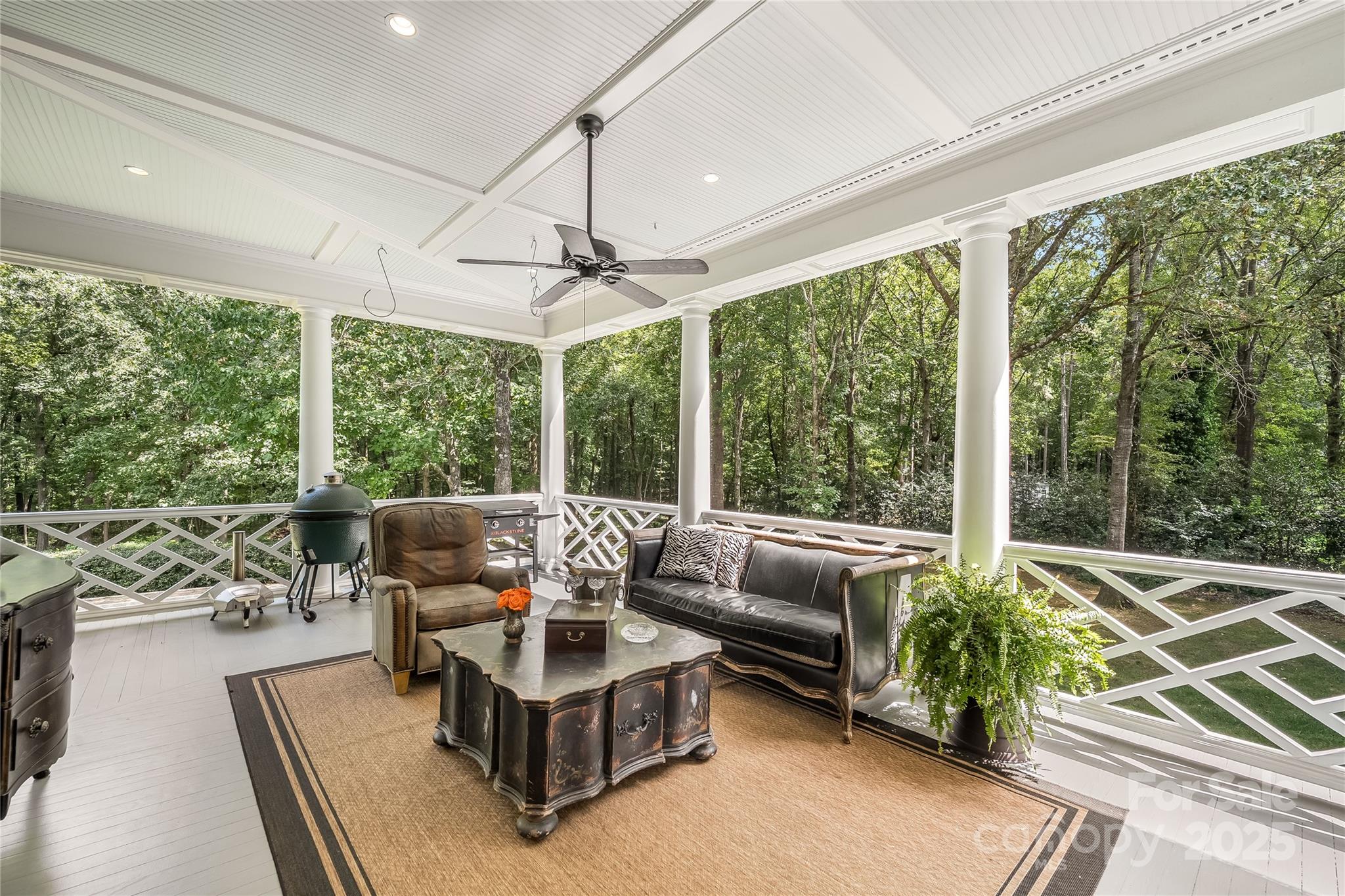 Country Club Estates - Residential