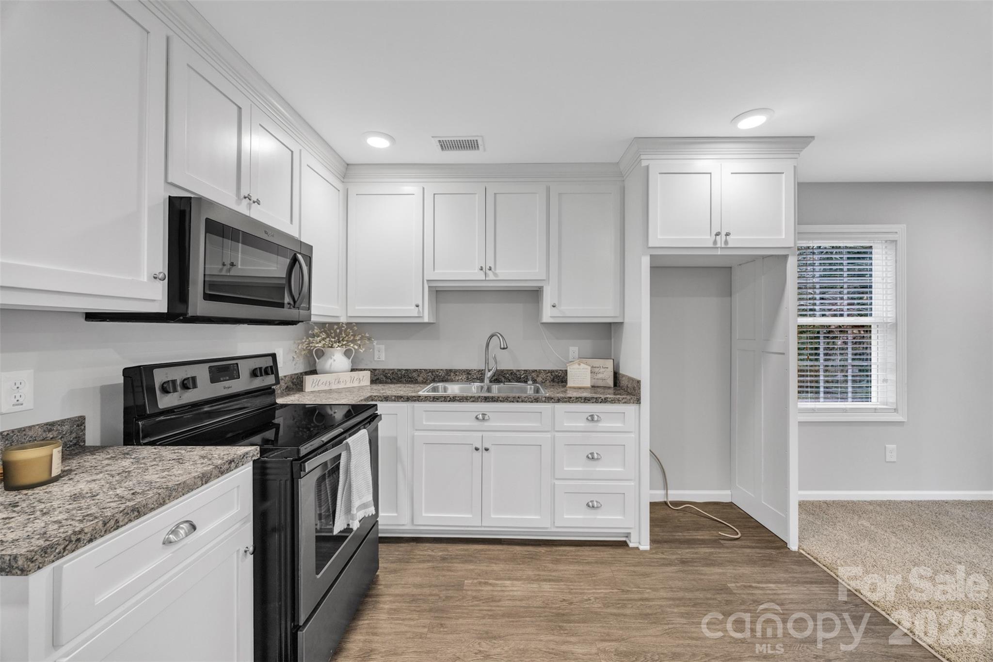 Meadowridge Acres - Residential