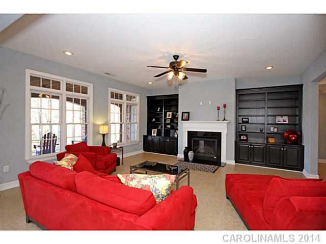 The Harbour At The Pointe - Residential