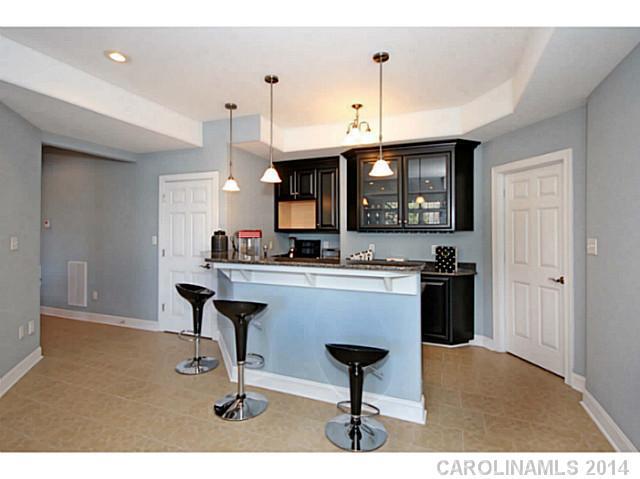 The Harbour At The Pointe - Residential