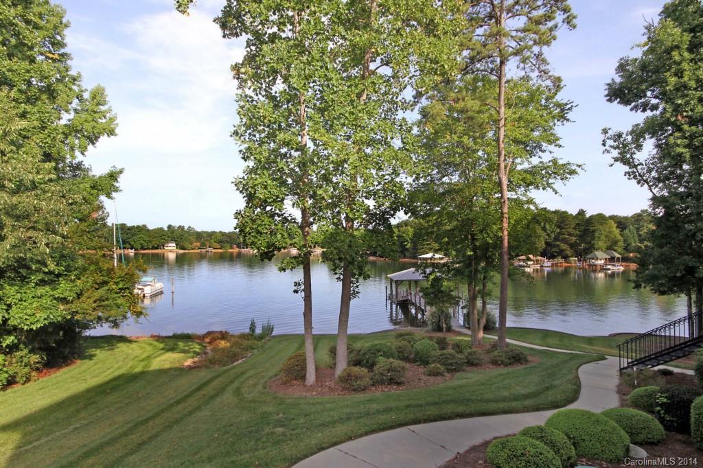 The Harbour At The Pointe - Residential