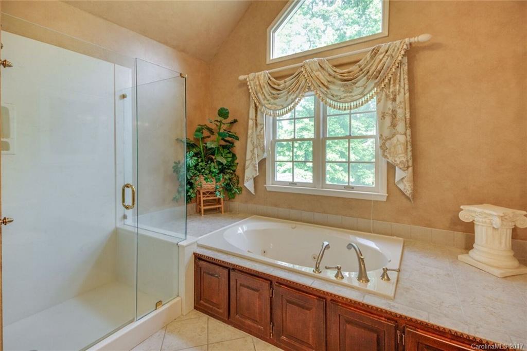 Carriage Downs - Residential