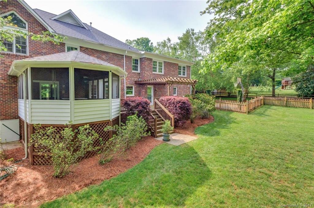 Carriage Downs - Residential