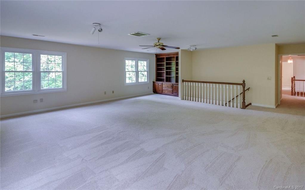 Carriage Downs - Residential