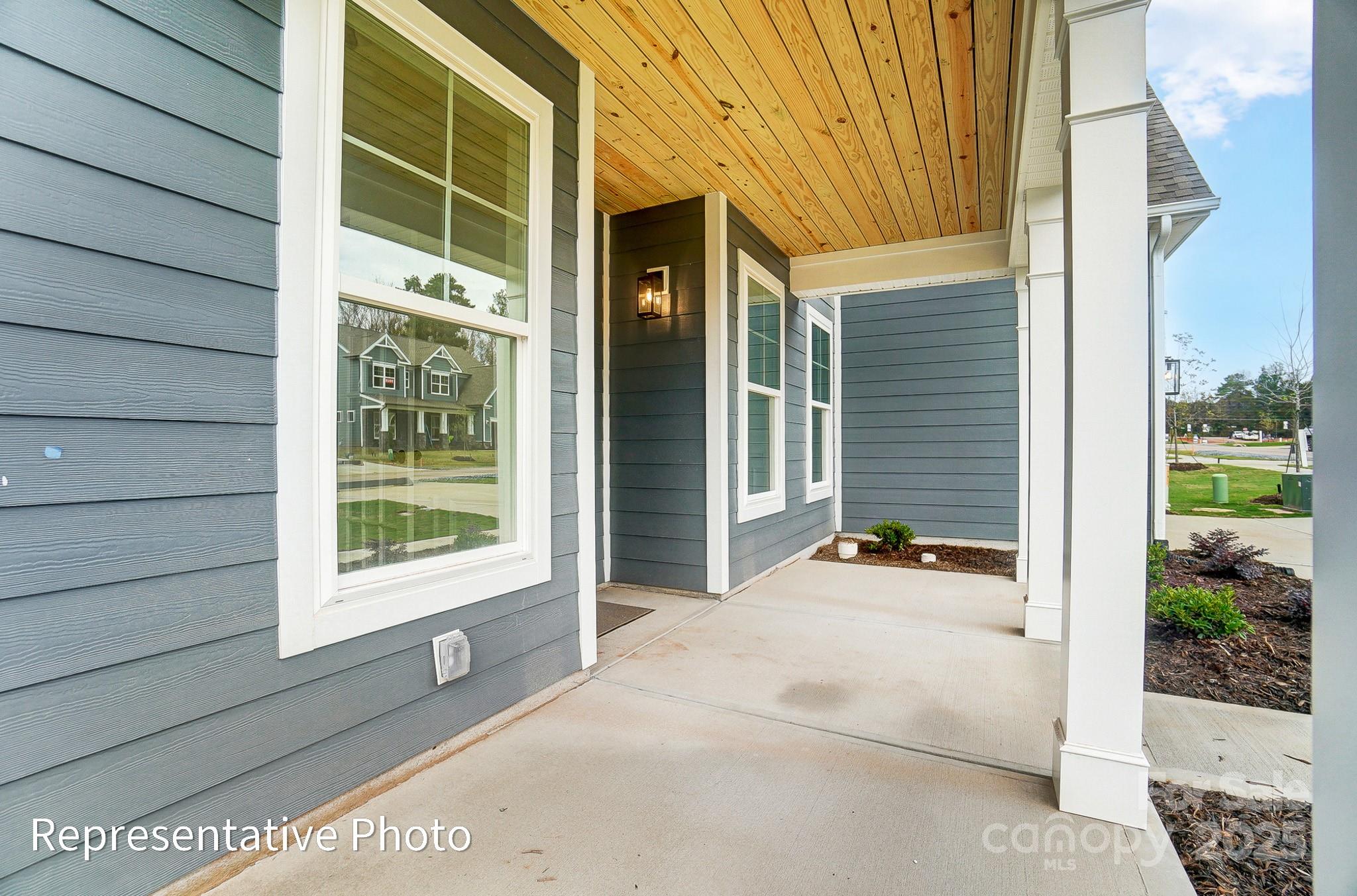 2028 Cedar Falls Drive 10