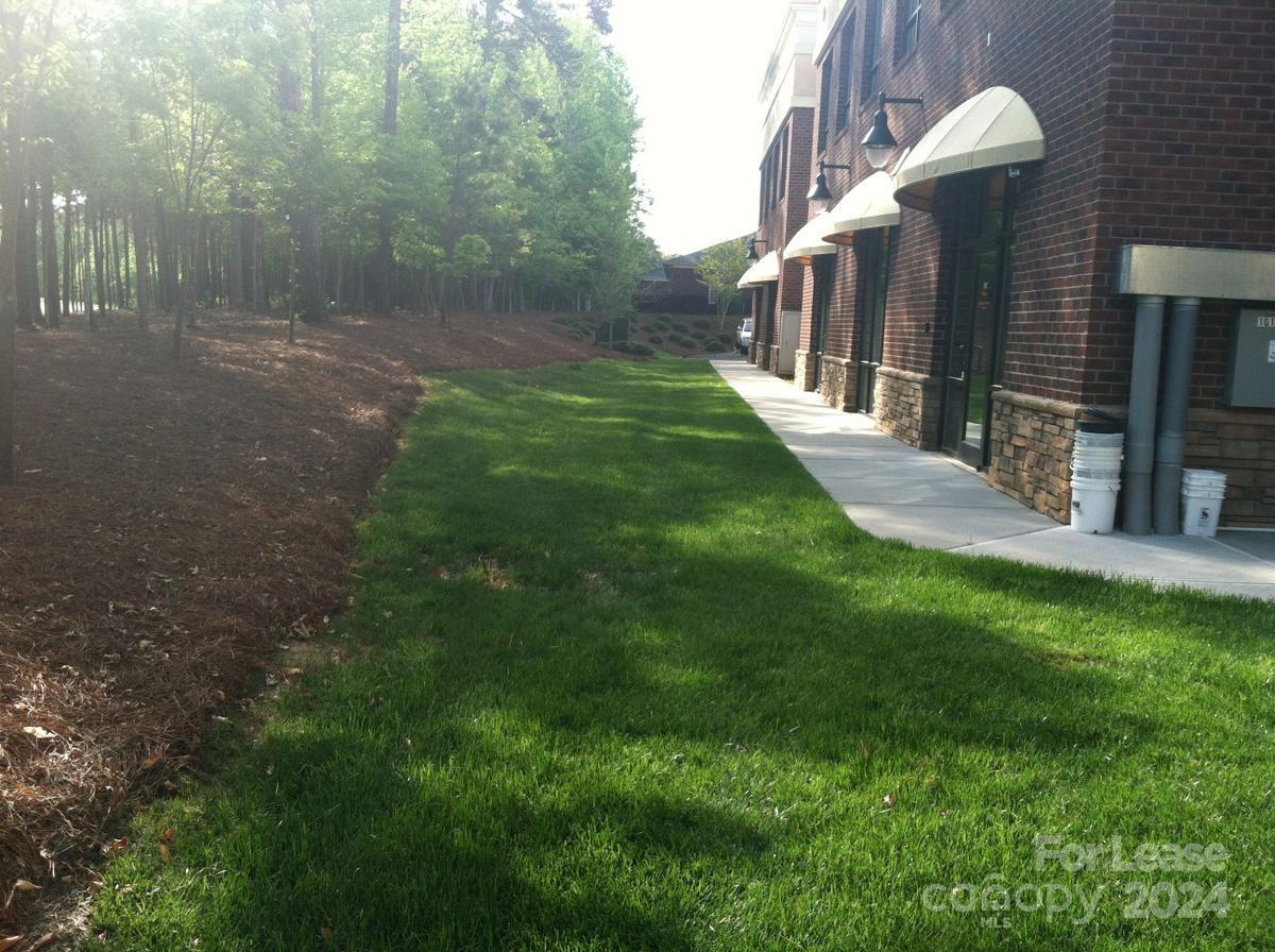 2925 Senna Drive 203