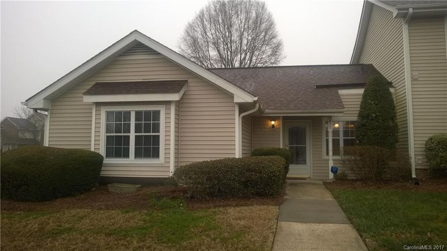 Beautiful ground floor end unit with no unit above either!!  Freshly remodeled with new carpet and hardwood floors.  Nice stainless appliances.  Updated light fixtures.  Complex has recently installed roofing and is very well maintained by HOA.  Wood burning fireplace and back patio.  Come check out this gorgeous condo!!