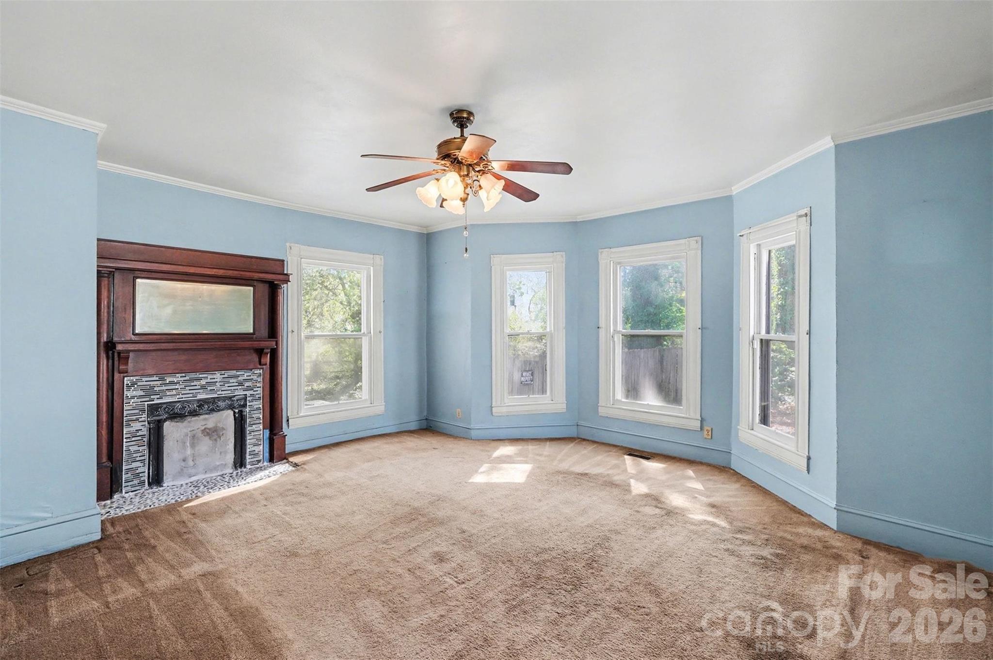 401 S College Street