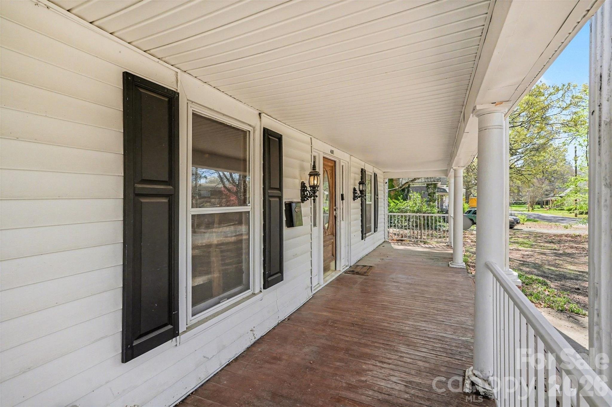 401 S College Street