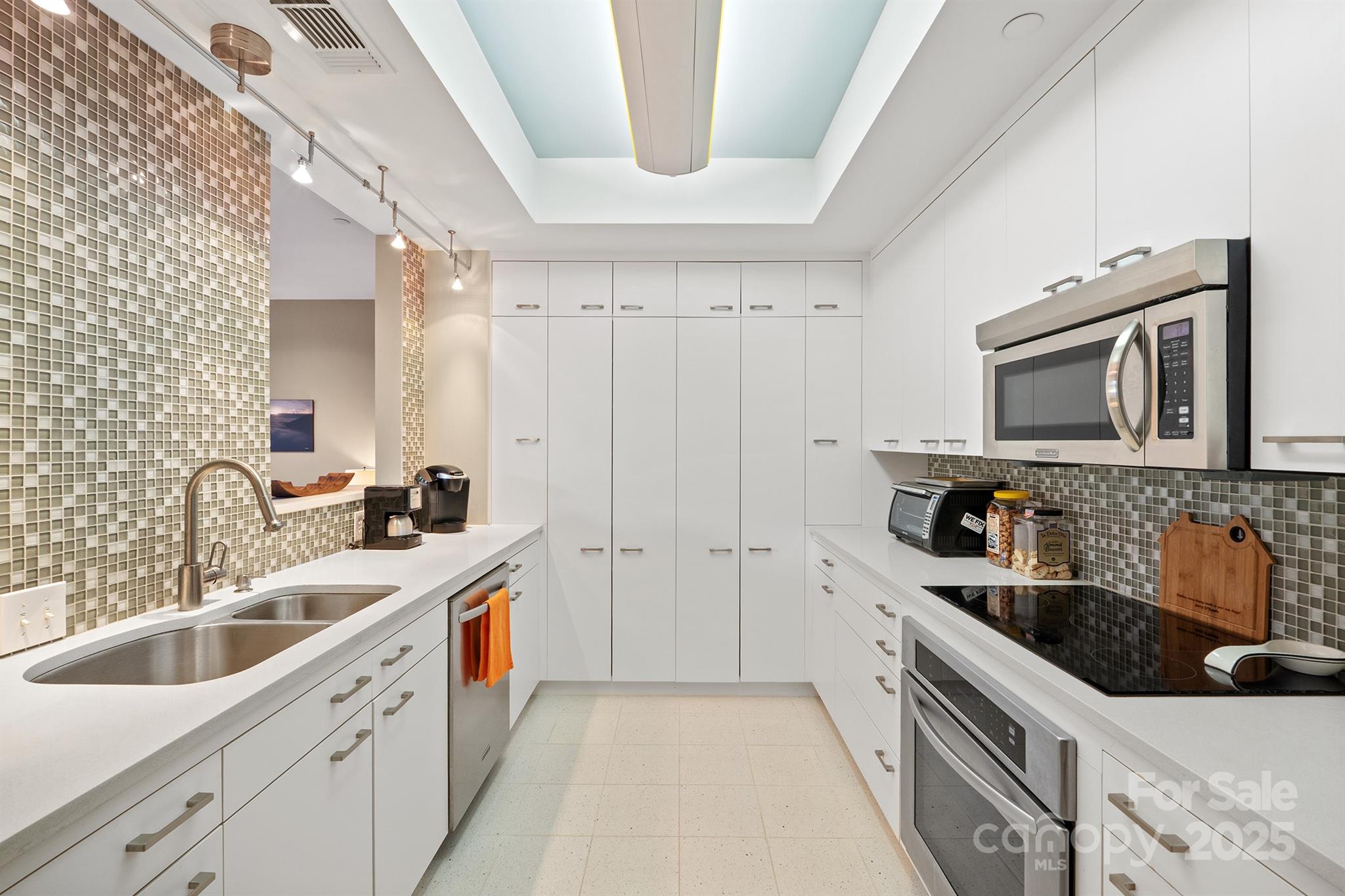 400 North Church - Residential