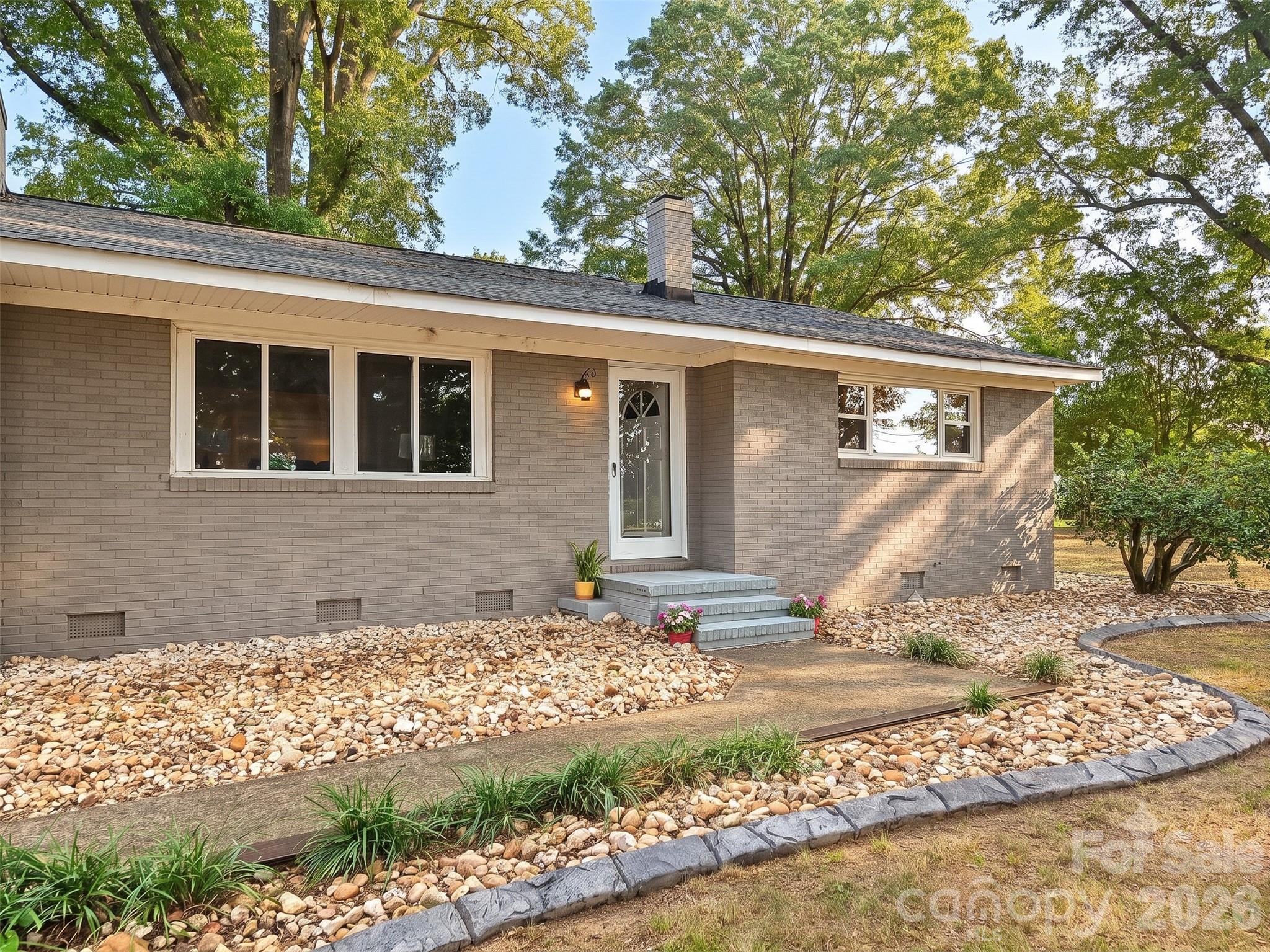 3115 Potter Road S