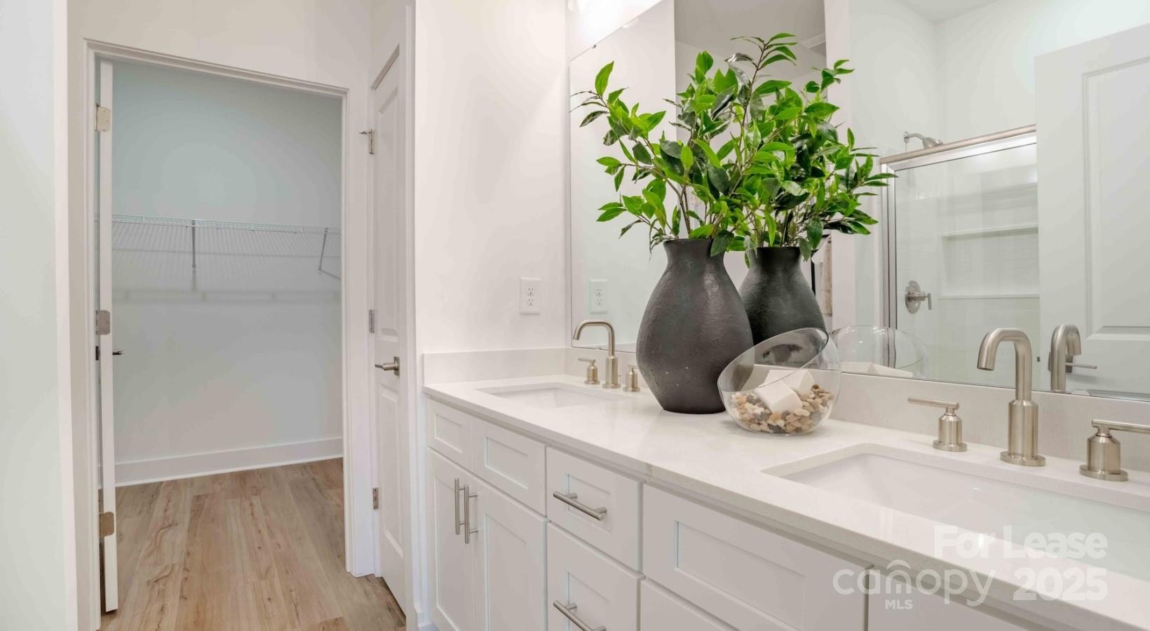 Dallas, North Carolina 28034, United States, 3 Bedrooms Bedrooms, ,2 BathroomsBathrooms,Residential,Active,173363