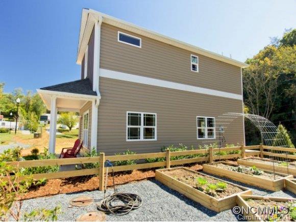 Mill Creek - Residential