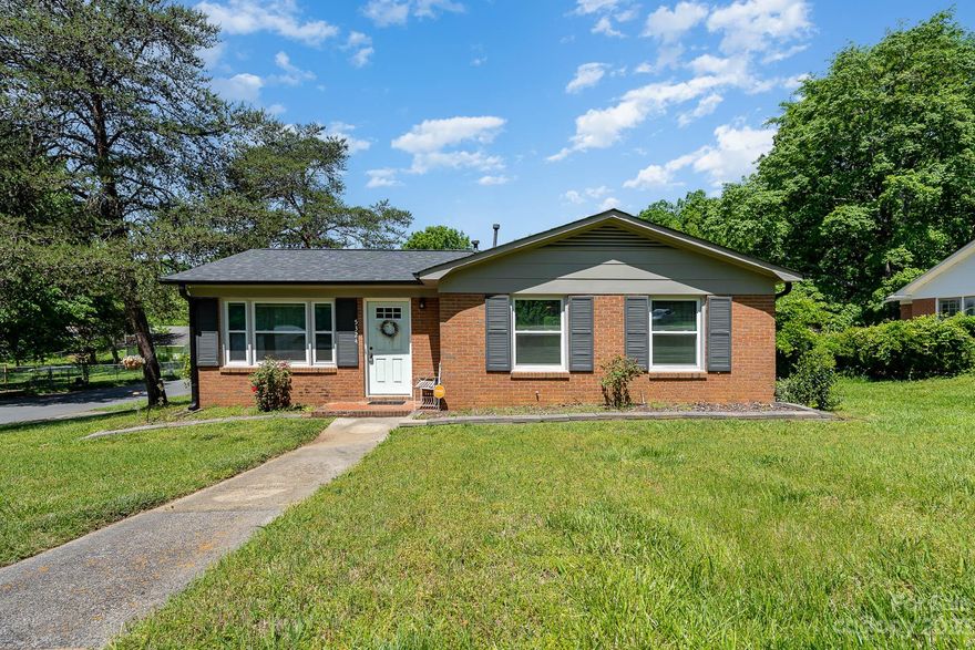 Well maintained full brick ranch on one of the largest lots in Cabarrus Woods. This cute home offers 3 BR, 1 Full BA with ceramic tile, family room & eat-in kitchen. Roof installed in 2020. USDA Eligible. Home recently appraised for $271,000.