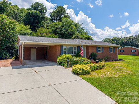 Photo of 13 Spruce Pine Drive, Belmont, NC 28012 (MLS # 4395692)