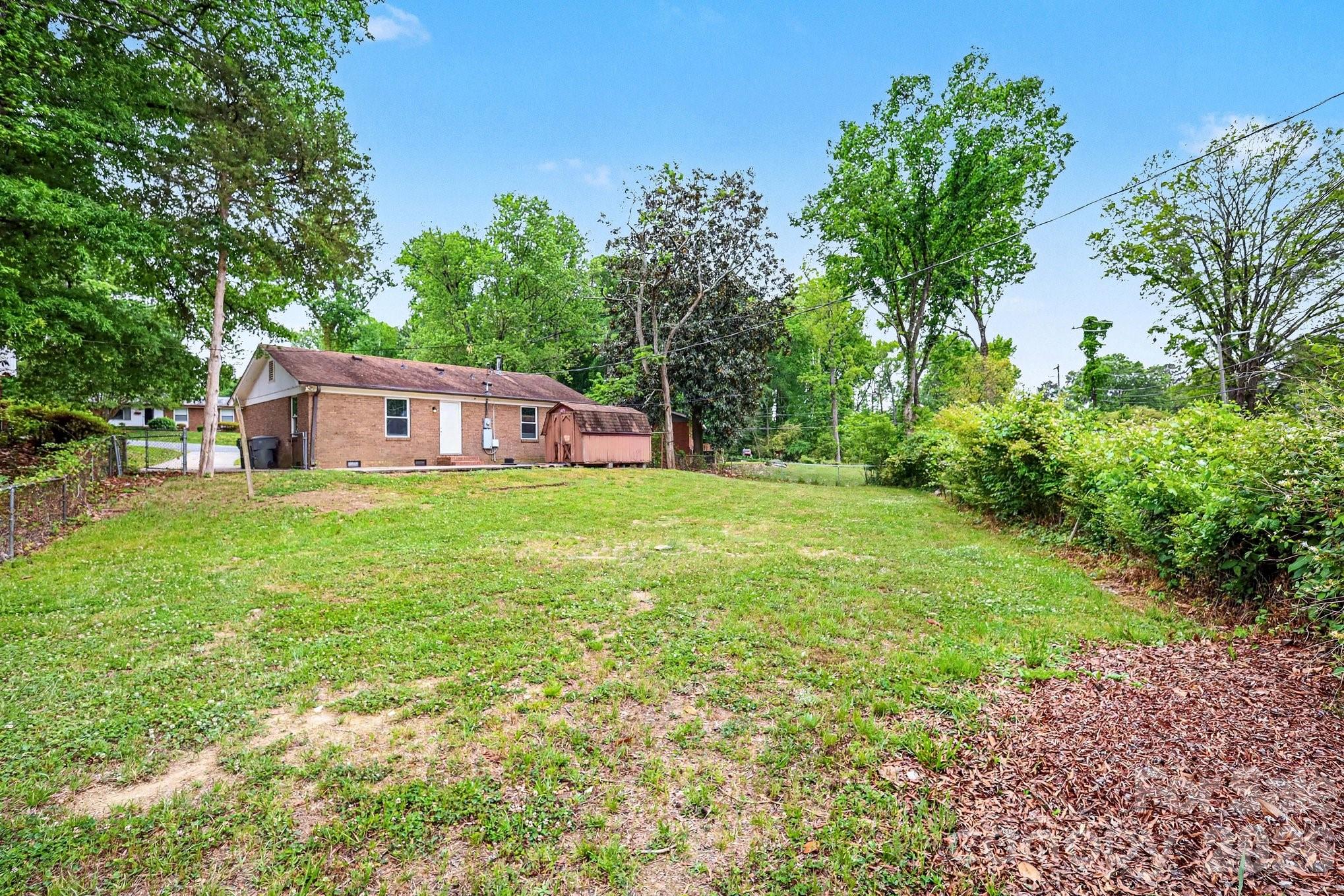 Fairfax Woods - Residential