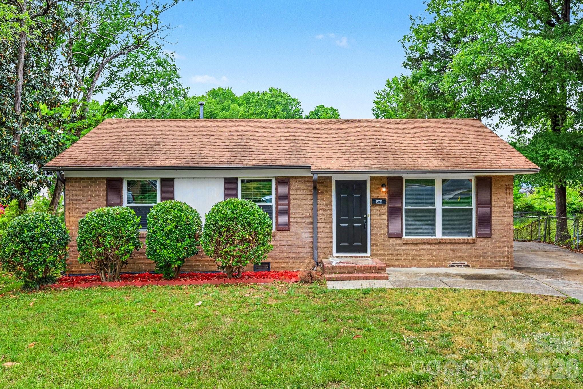 Fairfax Woods - Residential