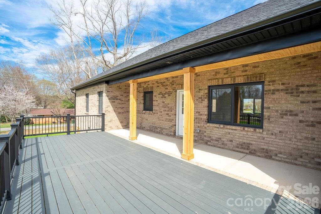 Avalon Oaks - Residential