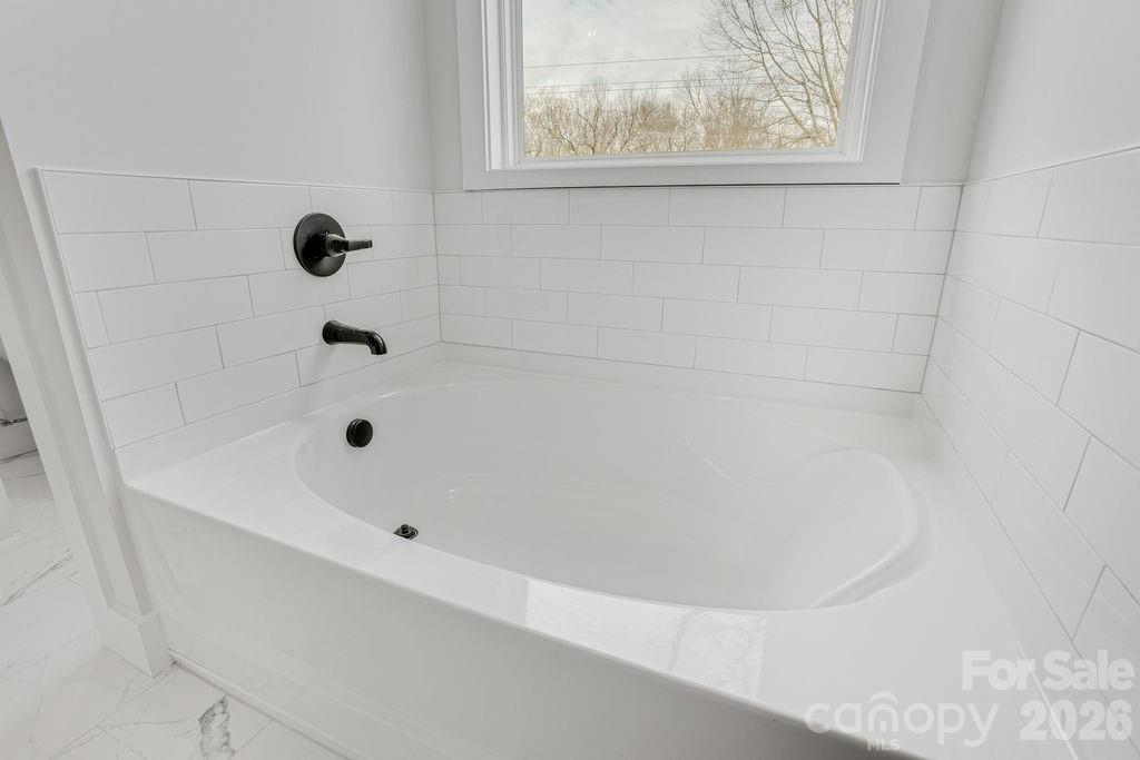 Avalon Oaks - Residential