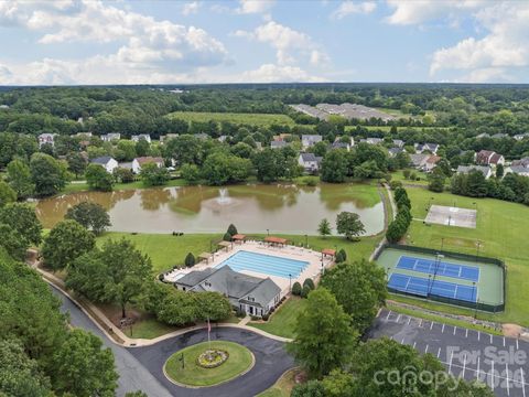 Photo of 4010 Fountainbrook Drive, Indian Trail, NC 28079 (MLS # 4380880)