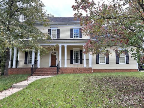200 N Downing Street 66 Davidson NC 28036