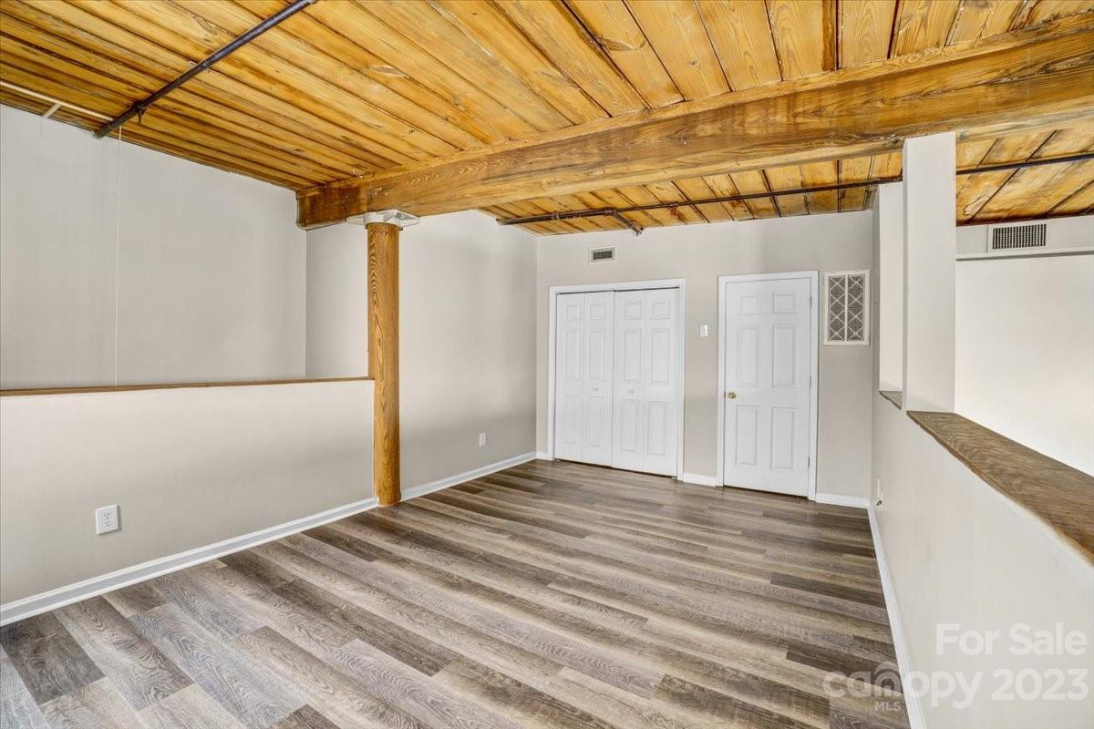 FoxRidge Lofts - Residential