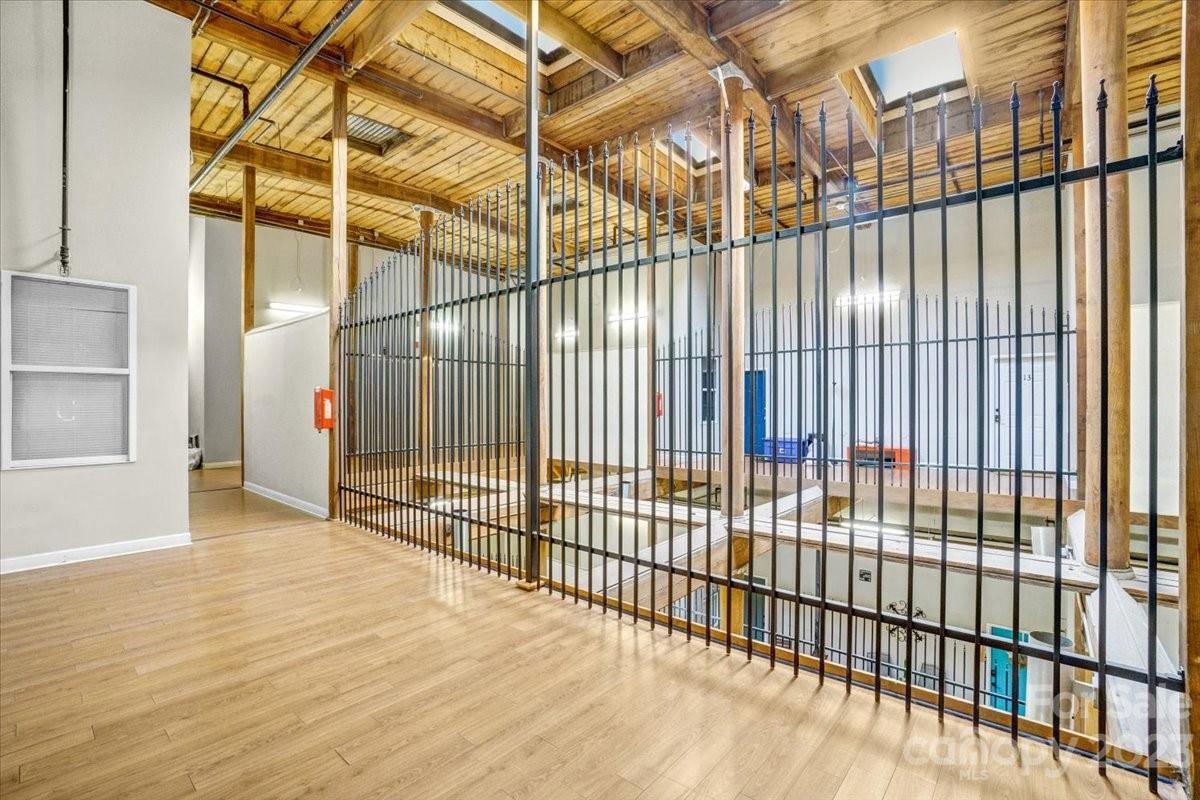FoxRidge Lofts - Residential