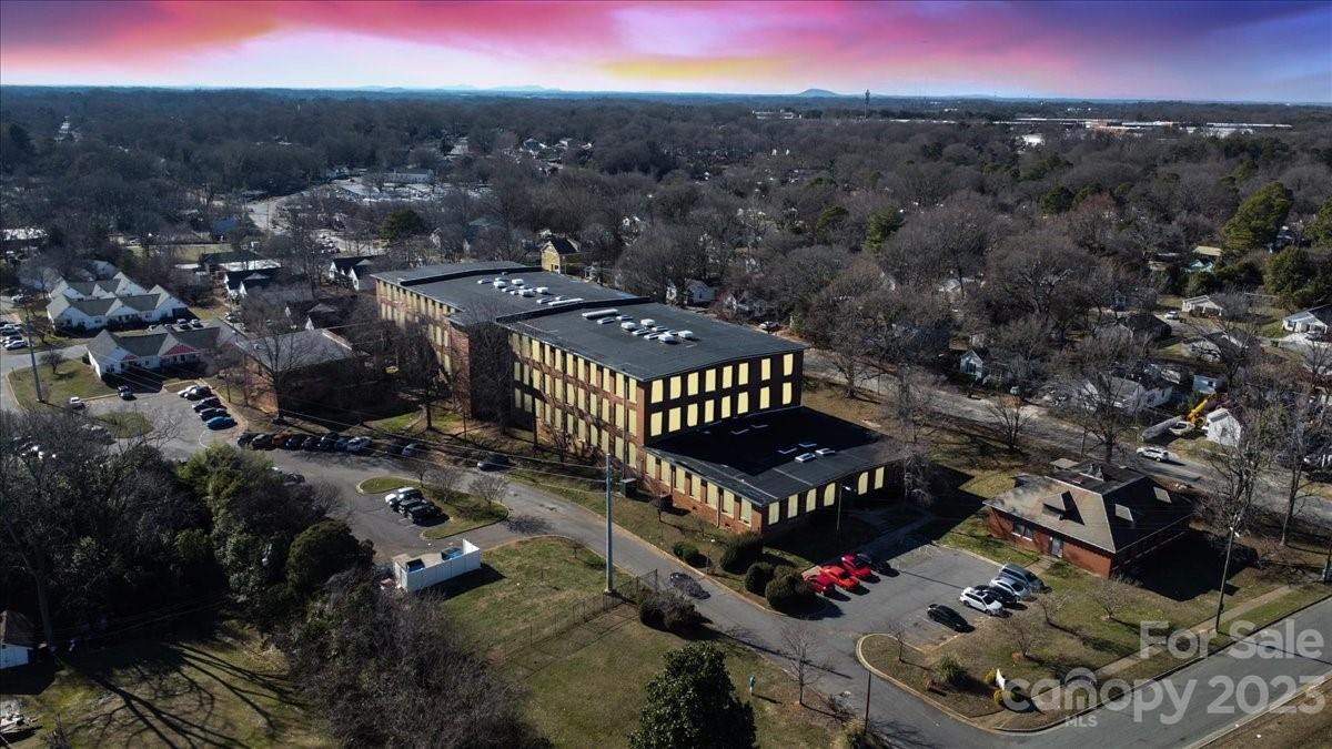 FoxRidge Lofts - Residential