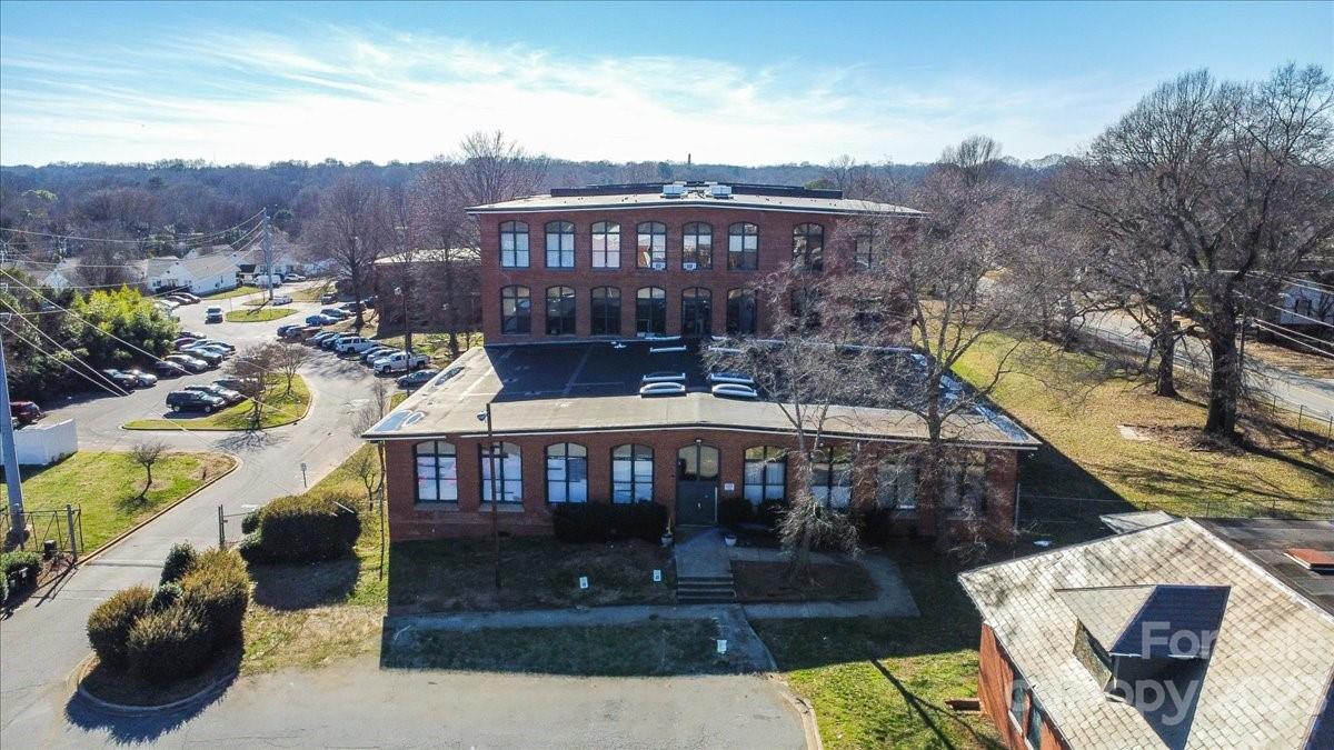 FoxRidge Lofts - Residential