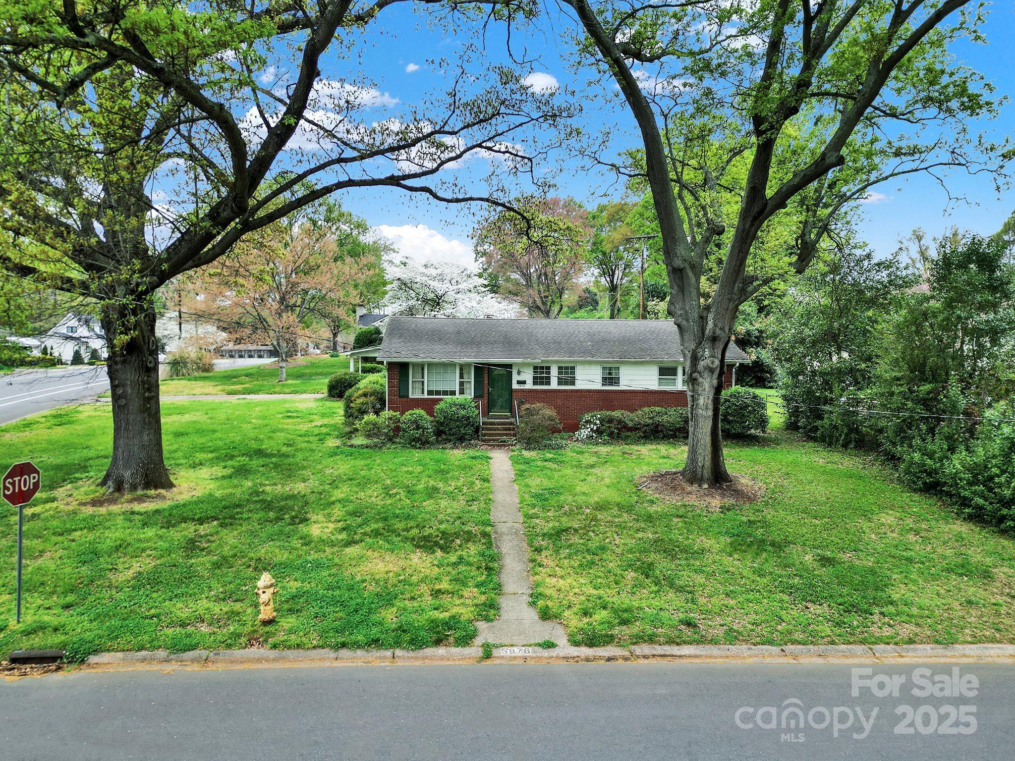 5876 Wedgewood Drive