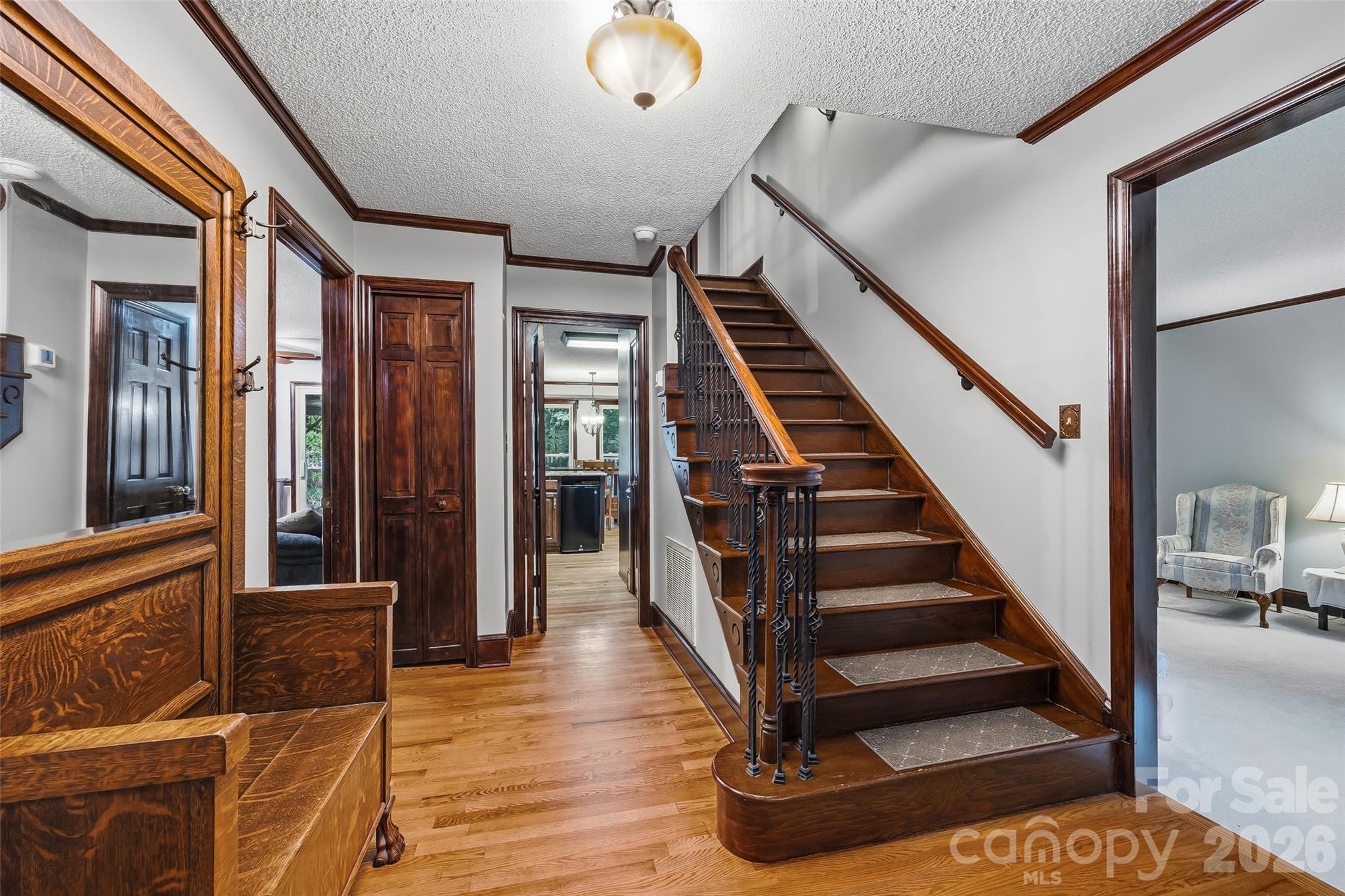 1596 Old Tara Lane