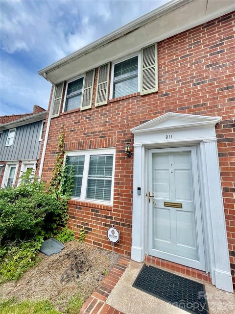 Photo of 1300 Larchmont Place, Salisbury, NC 28144 (MLS # 4358818)