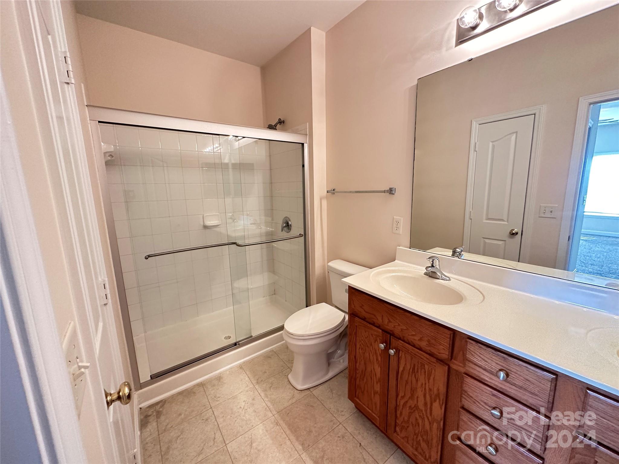 Hyde Park - Residential Lease