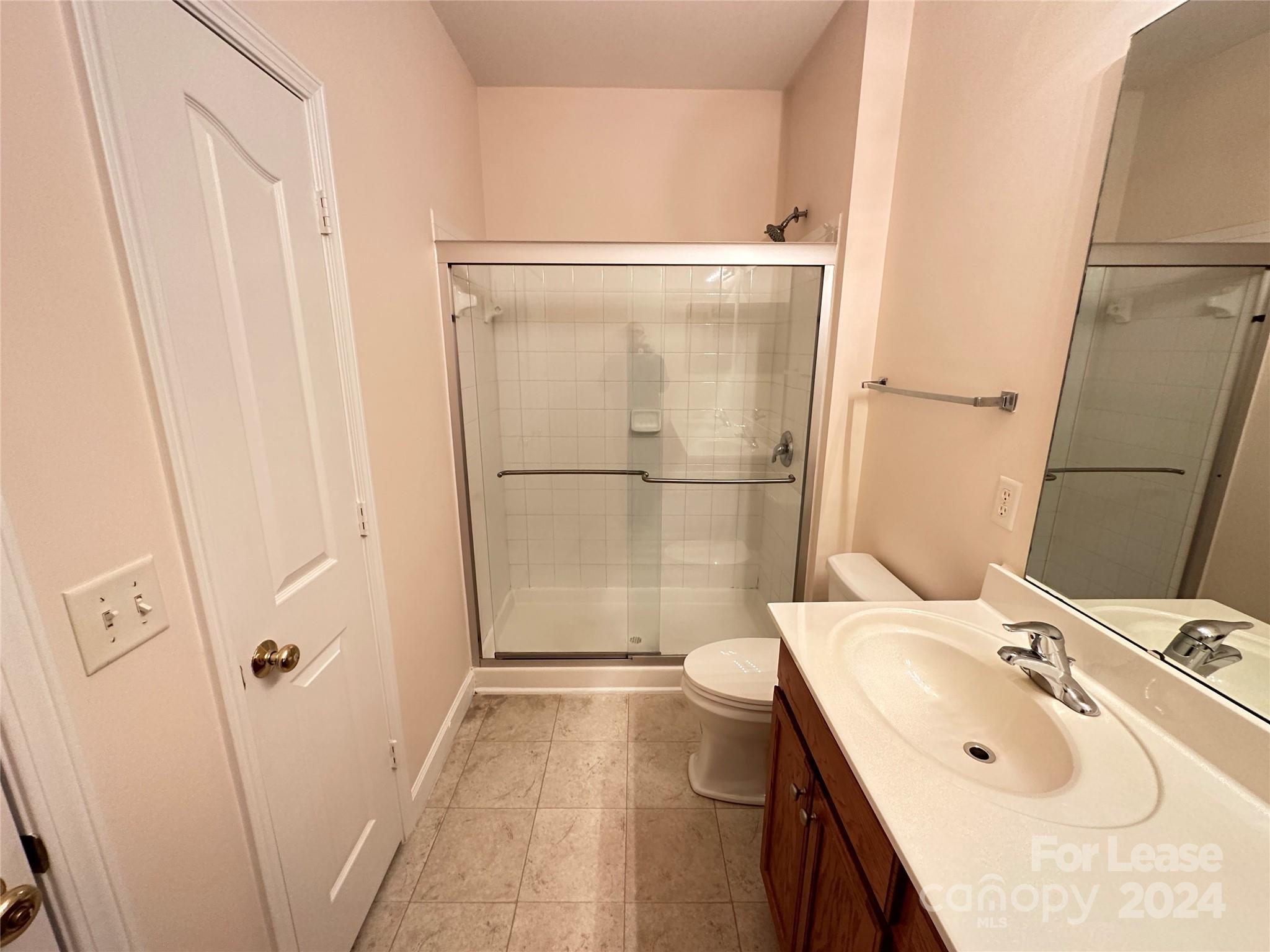 Hyde Park - Residential Lease