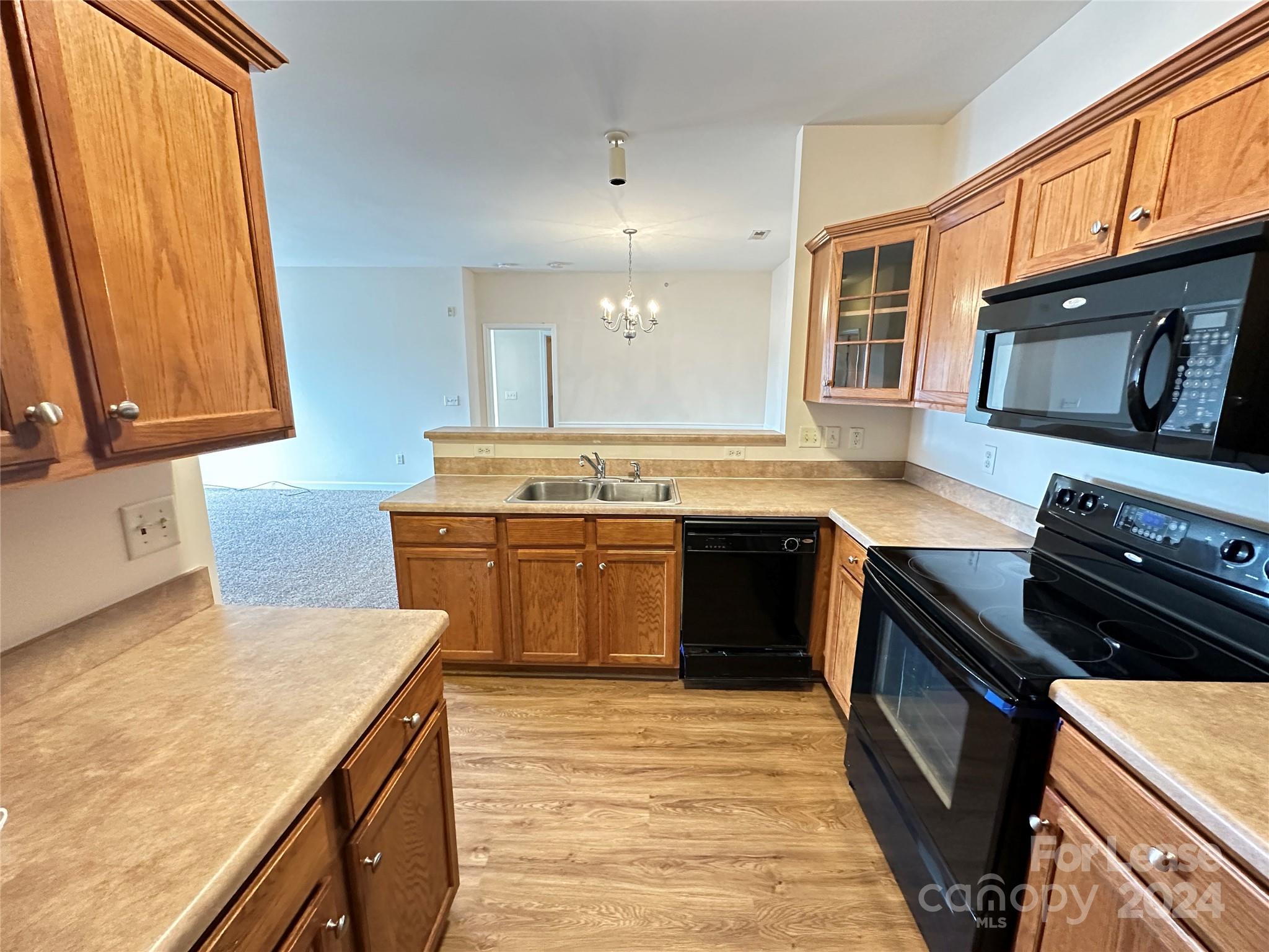 Hyde Park - Residential Lease