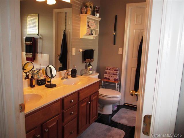 Glen Laurel - Residential