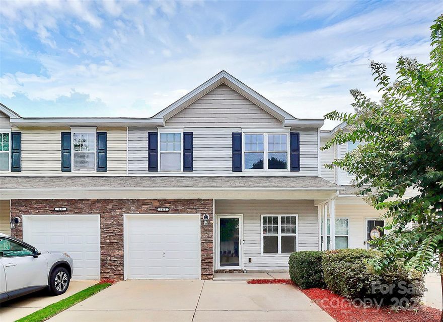 Harpers Mill conveniently located just minutes from restaurants, shopping and Lake Wylie! This townhouse has a one car garage, parking for 2 in the driveway and guest parking available just a few doors down. The home has a nice size backyard & patio and is fenced in for privacy! The first floor kitchen, dining and living room are open concept with fireplace. Also has a large closet in the hallway as well as a half bath. Second floor has 2 bedrooms 2 baths a loft, laundry and a flex room that would make a great office or workout area. Primary bedroom closet has been updated and carpets were replaced November 2020. Community Pool
