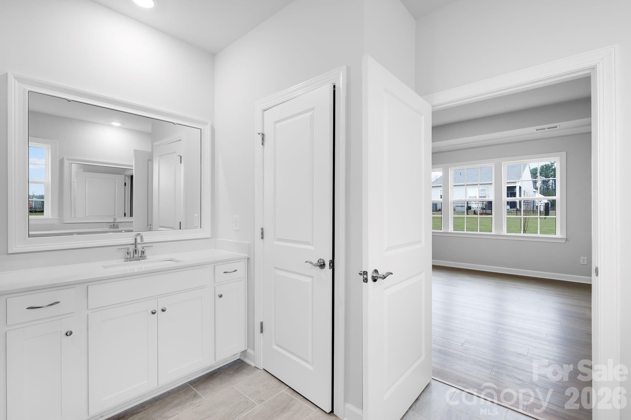 Roselyn - Residential