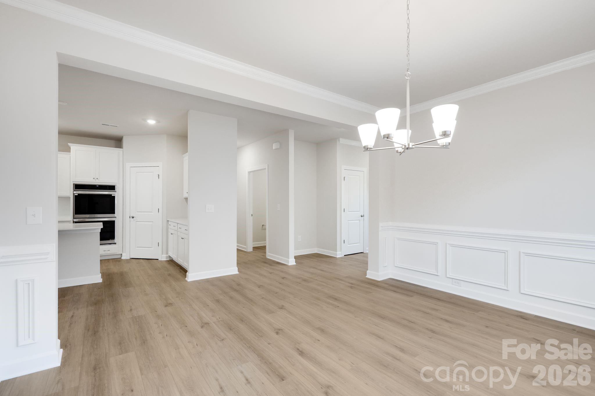 Roselyn - Residential