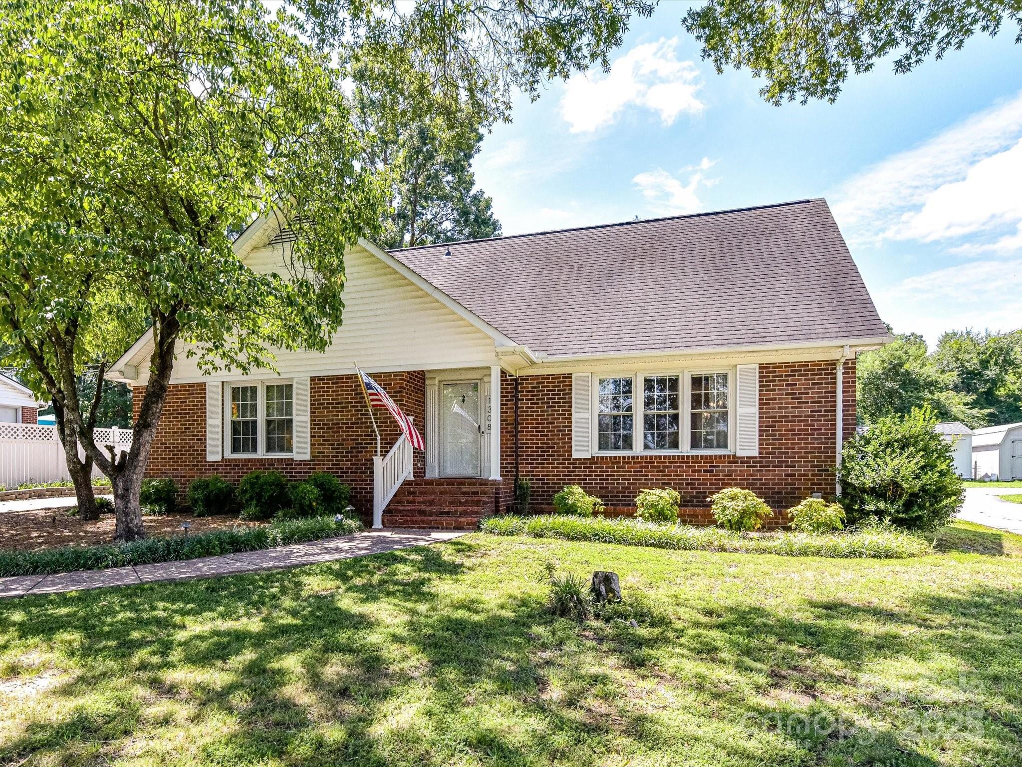 1308 Brantley Road