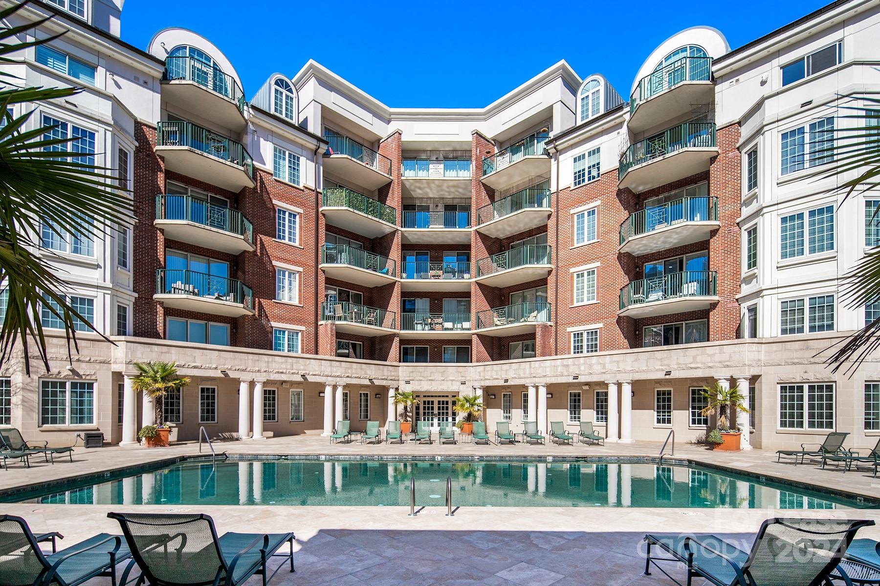 Fifth And Poplar - Residential Lease