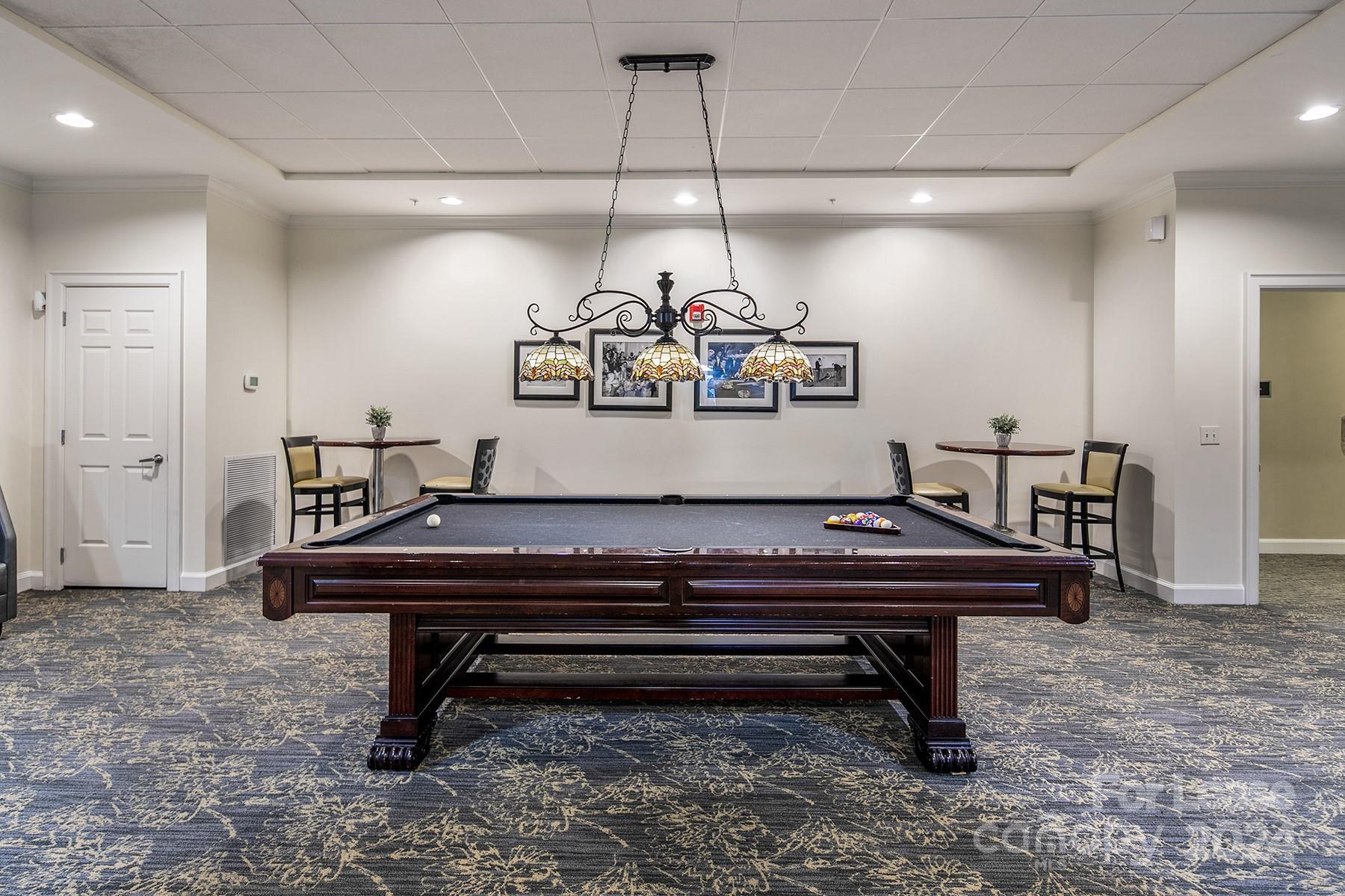 Fifth And Poplar - Residential Lease