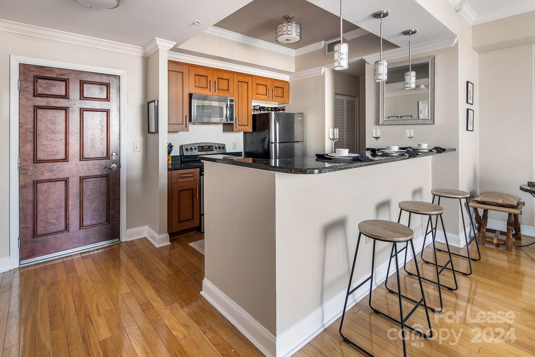 Fifth And Poplar - Residential Lease